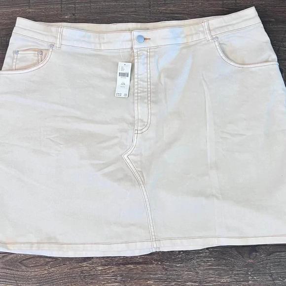 Pilcro Plus Denim Mini Skirt Beige Size 22W NWT - Picture 7 of 15